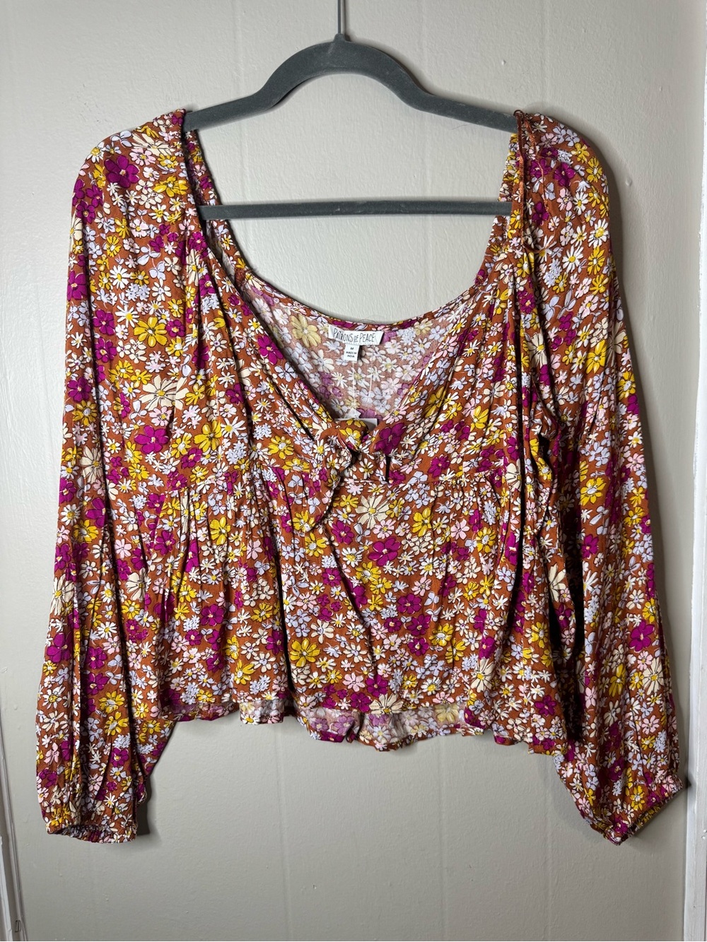 Patrons of Peace NWT Floral Print Long Sleeve Blouse Size Medium